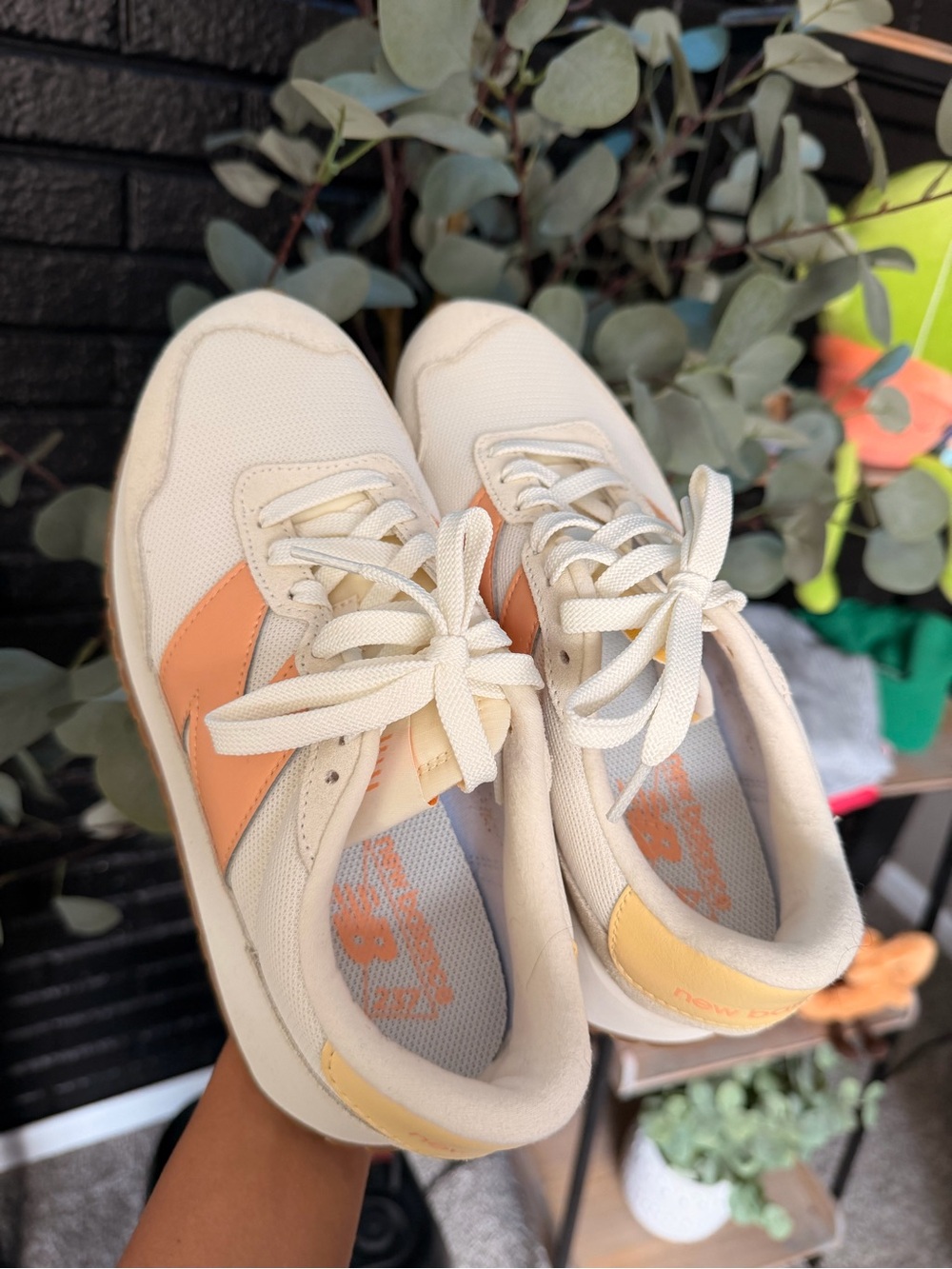 SOLD OUT New Balance Wmns 237 'Angora Hazy Peach' | Size 8 - Picture 2 of 7